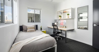 Room for rent in a shared flat in Brisbane