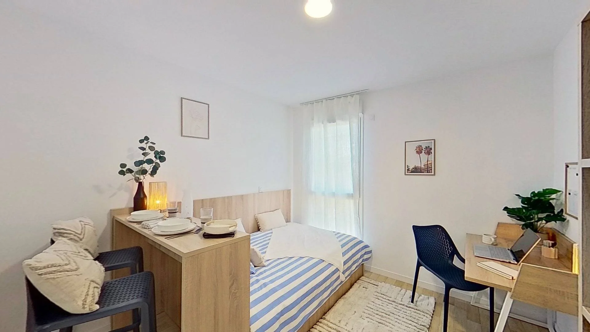 Economical student room with convenient location in 