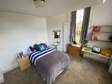 Renting rooms by the month in Newcastle Upon Tyne