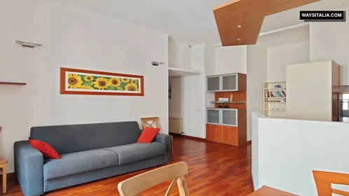 Two bedroom accommodation in Milan