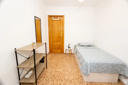 Room for rent with double bed Valencia