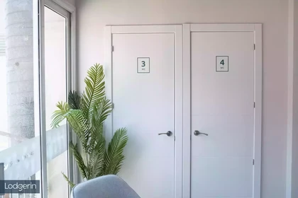 Bright private room in Barcelona