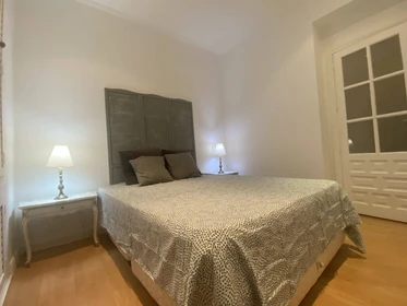 Logement avec 3 chambres à Madrid