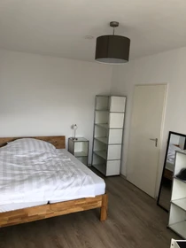 Quarto para alugar com cama de casal em Bremen