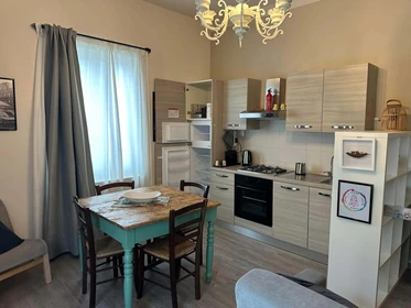 Logement avec 3 chambres à Lucca