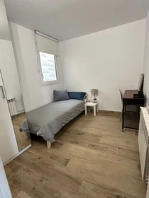 Chambre individuelle bon marché à Sant Cugat Del Vallès