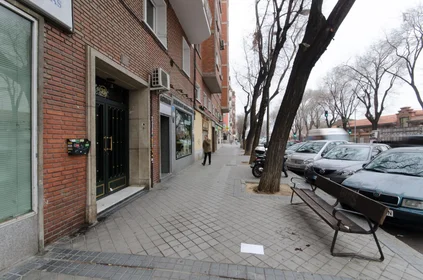 Private room at Paseo de la Chopera, image 17 of 28