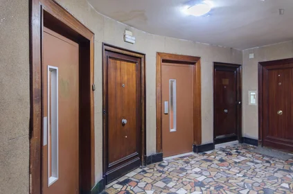 Private room at Paseo de la Chopera, image 21 of 28