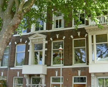 Den Haag de ucuz özel oda