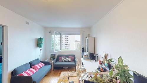 Quarto para alugar num apartamento partilhado em Toulouse