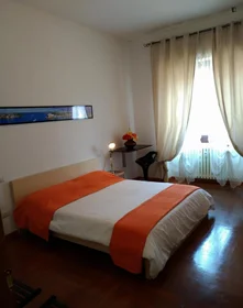 Quarto privado em Viale Renato Serra, imagem 23 de 29