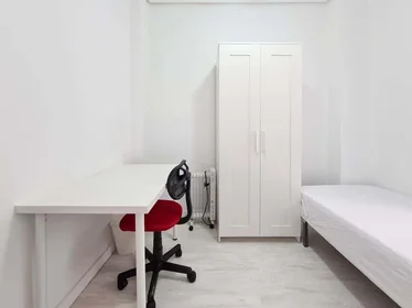 Chambre privée à Carrer de Ramiro de Maeztu, Camins al Grau, València, Valencia, Spain, image 1 de 10