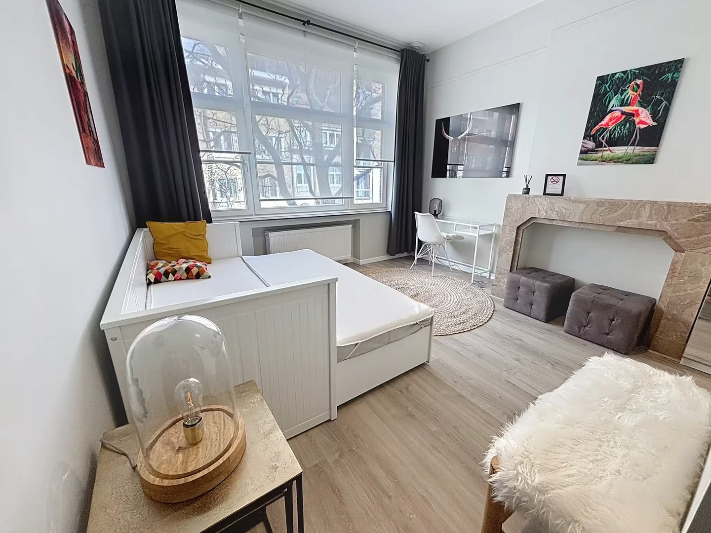 Room for rent in student apartment in , fully furnished