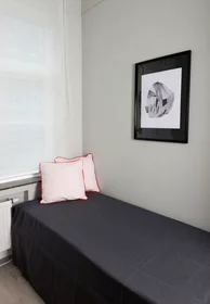 Private room at Avenue du Diamant, Schaerbeek, image 2 of 10