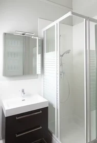Private room at Avenue du Diamant, Schaerbeek, image 3 of 10