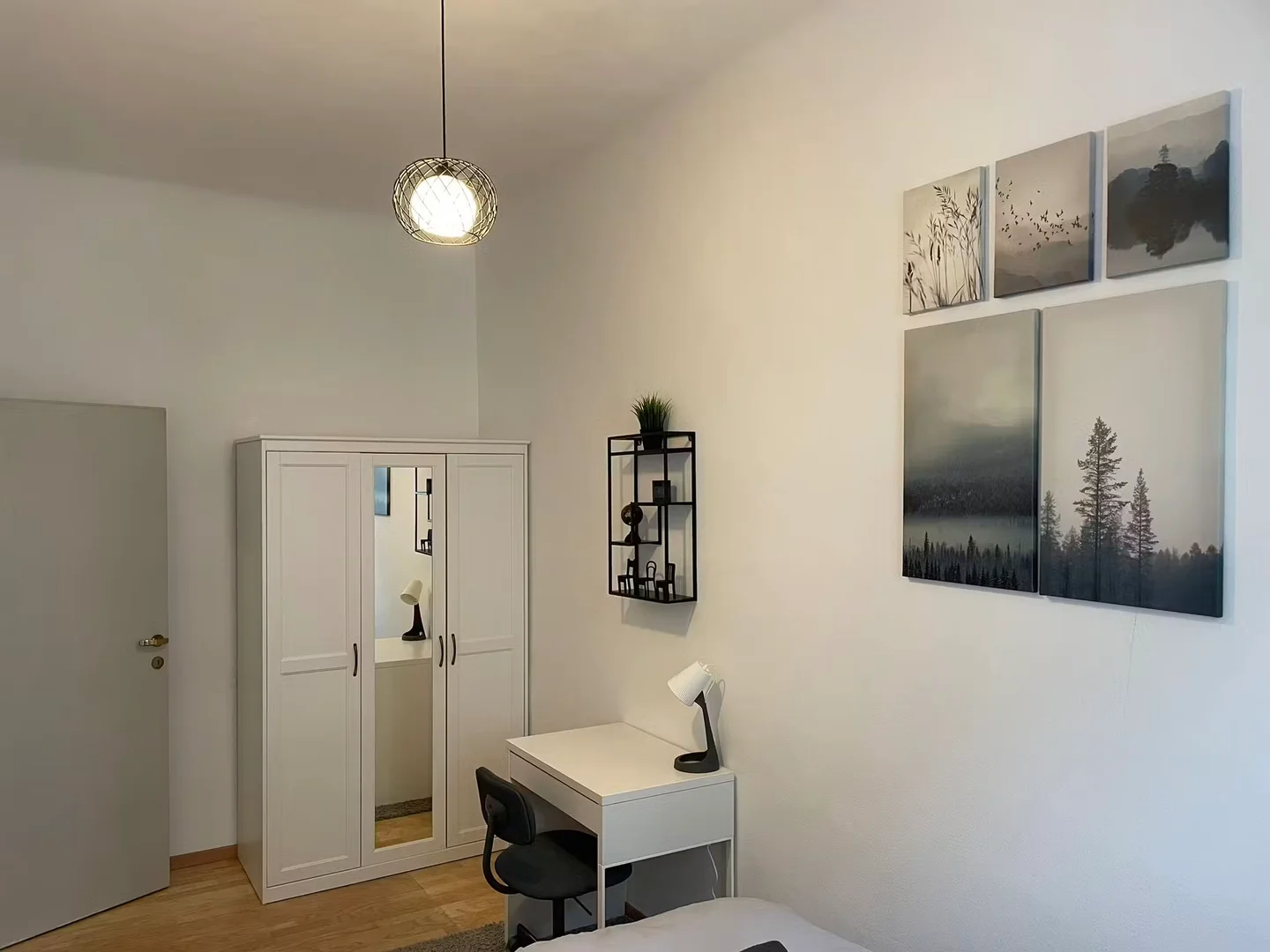 Chambre d'étudiant bon marché à proximité du campus dans