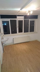 Room for rent with double bed Groningen