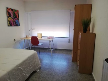 Valencia de çift kişilik yataklı kiralık oda