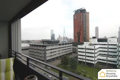 Rotterdam de ortak bir dairede kiralık oda