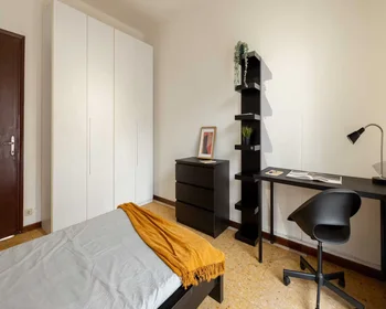 Private room at Viale Nazario Sauro, Maciachini-Maggiolina, image 4 of 10