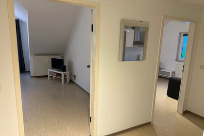 Magdeburg de ortak bir dairede kiralık oda