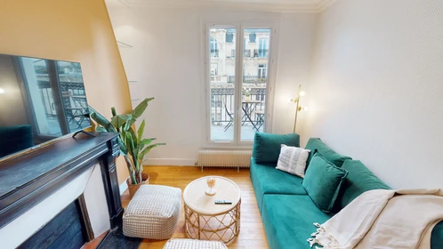 Stanza in affitto in appartamento condiviso a Parigi