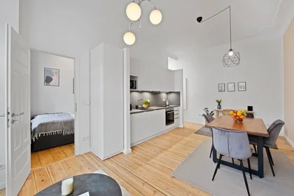 Logement entier à Dietzgenstraße 92, image 12 de 14