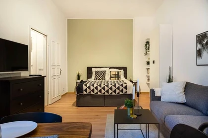 Appartamento con 3 camere da letto a Berlino