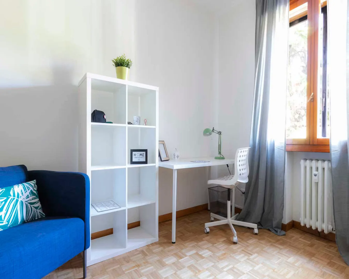 Chambre d'étudiant confortable et spacieuse dans 