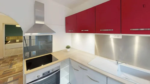 Chambre privée à Rue Sainte Anne, image 13 de 17