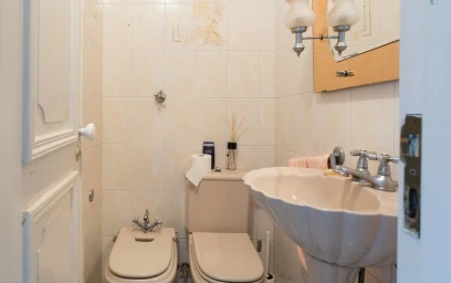 Quarto privado em Rua de Costa Cabral, imagem 15 de 20