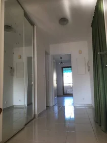 Private room at Cannes, 06400, image 10 of 15