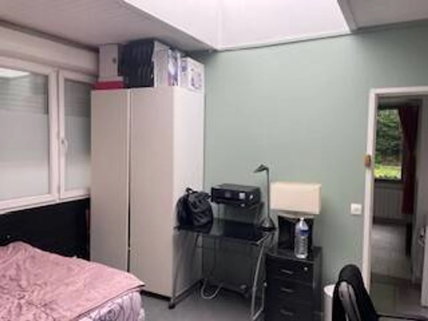 Quarto acolhedor para estudantes disponível em 