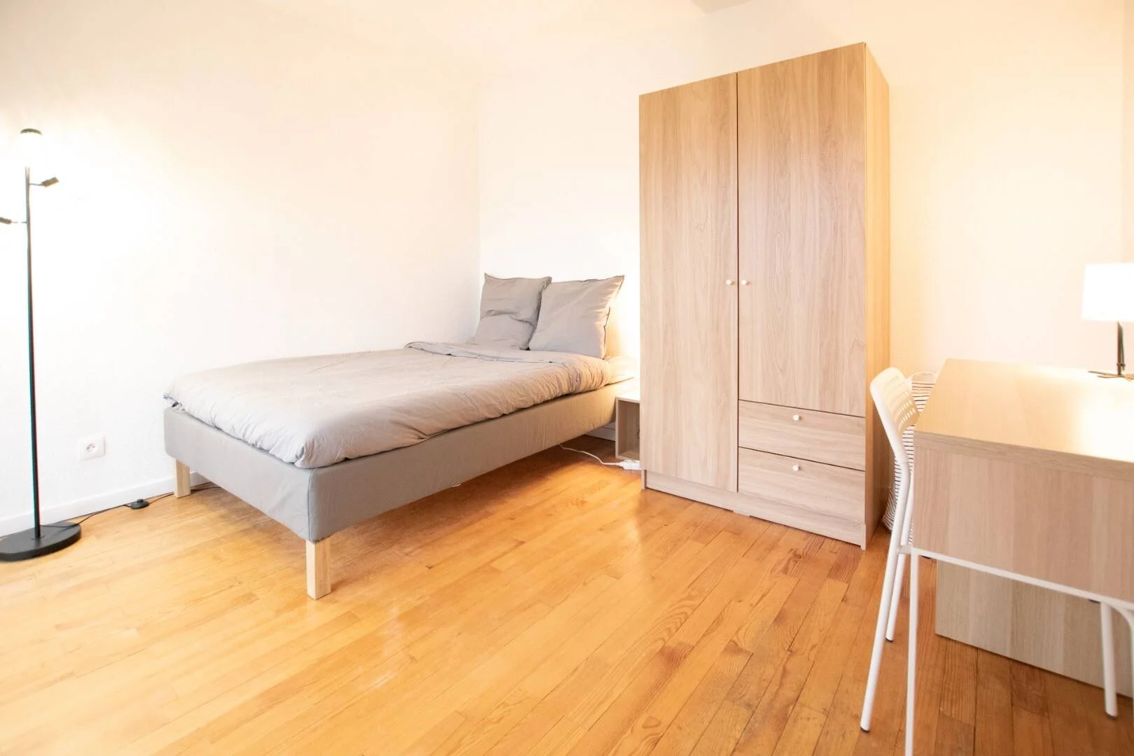 Studentenfreundliches Zimmer in  mit modernen Annehmlichkeiten