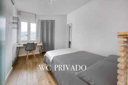 Quarto privado em Calle Fuertes Acevedo, Buenavista, imagem 1 de 10