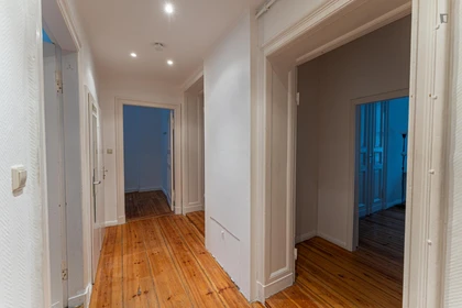 Quarto privado em Kaiser-Friedrich-Str., imagem 15 de 16
