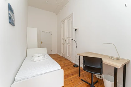 Quarto privado em Kaiser-Friedrich-Str., imagem 4 de 16