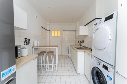 Quarto privado em Kaiser-Friedrich-Str., imagem 9 de 16