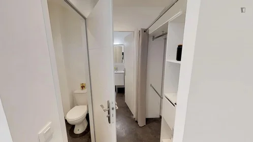 Chambre privée à rue de Wazemmes, image 14 de 14