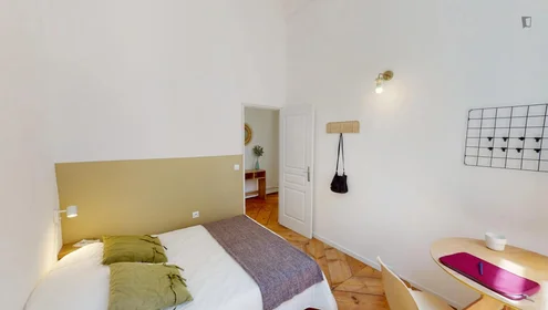 Privatzimmer in der 13 Rue de Peyras, 31000 Toulouse, bild 2 von 20