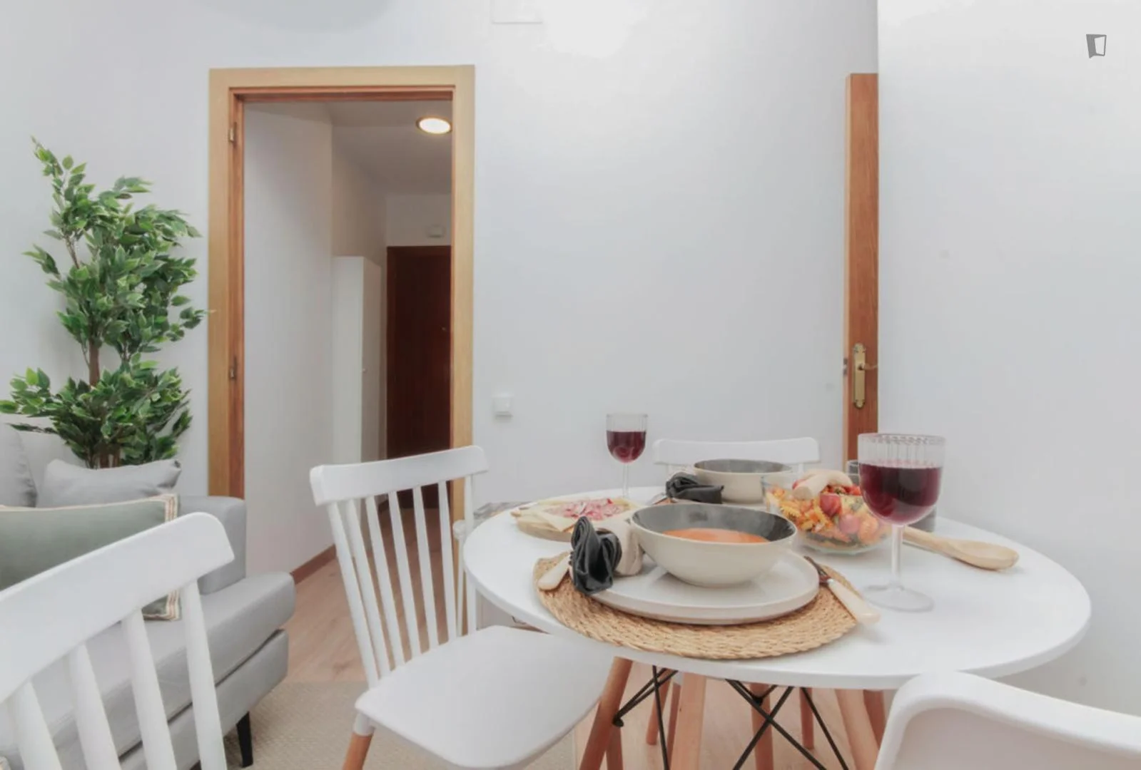 Chambre d'étudiant confortable et spacieuse dans 