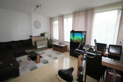 Gesamte Unterkunft in der Lambertusstraat, Kralingen-Crooswijk, bild 1 von 8
