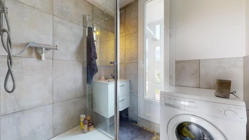Privatzimmer in der 11 Square Le Perier, bild 34 von 36