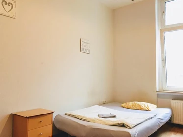 Renting rooms by the month in Dortmund