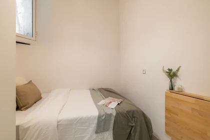 Room for rent in a shared flat in Barcelona