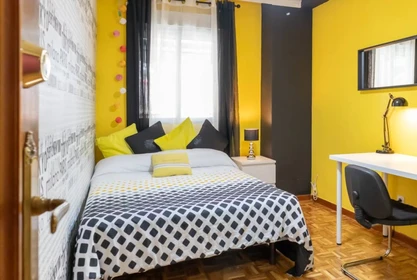 Cheap private room in Alcala-de-henares