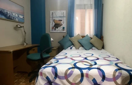 Renting rooms by the month in Alcala-de-henares