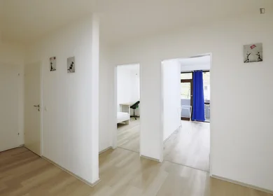 私人房间 在 Kölner Landstr., 17的图像16