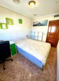 Private room at Calle Pablo Neruda, image 2 of 7