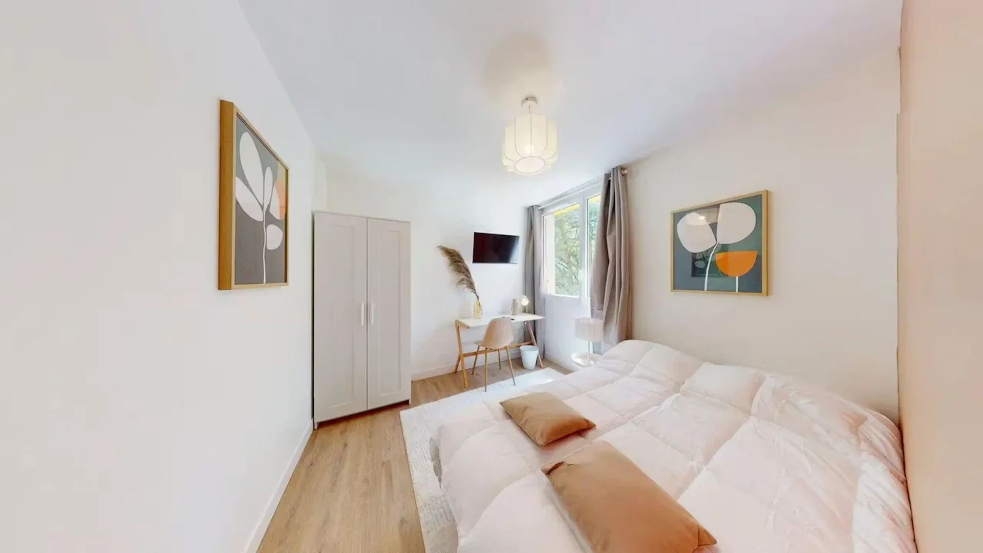 Quarto amigo do estudante em com comodidades modernas